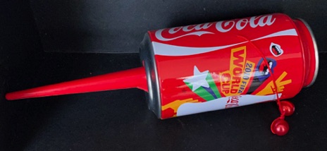 9703-1 € 3,00 coca cola ratel in vorm van blikje